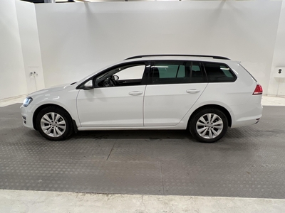 Volkswagen Golf SC 1.6 TDI 105hk Pano Värm Kamera Navi Drag