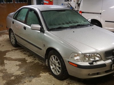 Volvo S402.0T 1ägare Nybes Ny kamrem Unik 2001, Sedan