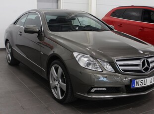 Mercedes-Benz E 250 Coupé BlueEFFICIENCY Kamera Navigation