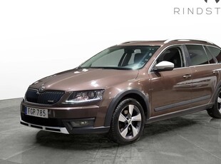 Skoda OctaviaScout 2.0 TDI DSG 4X4 DRAG D-VÄRM PDC 17