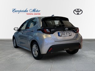 Toyota Yaris 1.5 HSD 5-d Active P-sensorer Fram/bak/ V-hjul