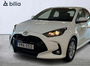 Toyota YarisHybrid 1.5 Active Komfortpaket P-sensorer fram & bak 2024, Halvkombi