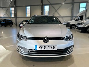 Volkswagen Golf Sportscombi 1.5 eTSI Värmare I Drag I Kamera