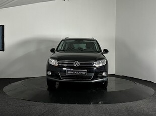 Volkswagen Tiguan 1.4 TSI 4Motion Sport & Style|Ny servad|B-Kamera|Drag|