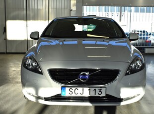 Volvo V40 D2 Kinetic Euro 5 KAMREM BYTT NYSERVAD P-SENSORER