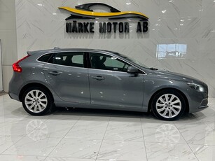 Volvo V40 D3 Momentum Euro 5 Blåtand VOC BLIS Värmare