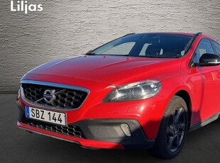 Volvo V40Cross Country D4 Momentum 2015, Kombi