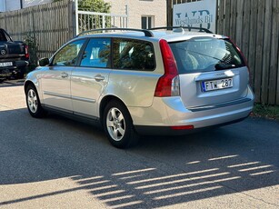 Volvo V50 1.8 Flexifuel 125hk | M-Värm | Farthållare | SoV