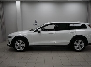 Volvo V60 Cross Country B4 AWD Diesel Adv SE | Nav | Kamera | Drag