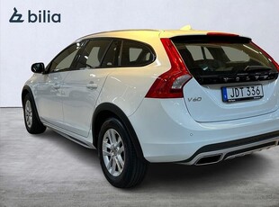 Volvo V60 Cross Country D3 Momentum