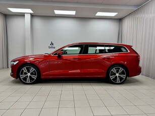 Volvo V60 Recharge T8 Inscription | Dragkrok | Dynamiska LED