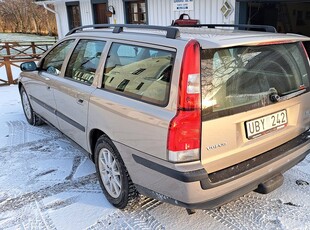 Volvo V70 170 hk Business Automat En pärla