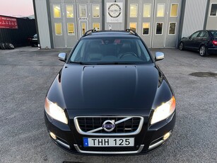 Volvo V70 D4 AUTOMAT R-DESIGN TAKLUCKA VOC D-VÄRMARE 163HK