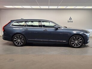 Volvo V90 Recharge T8 Inscription/ Panorama/ 360 Kamera/ Massage stol/ Bla