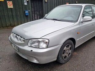 Hyundai AccentSedan 1.5 Ny Kamremssats Ny besiktigad 2001, Sedan