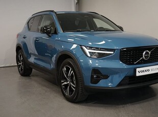 Volvo XC40B3 FWD Bensin Plus Dark 2024, SUV