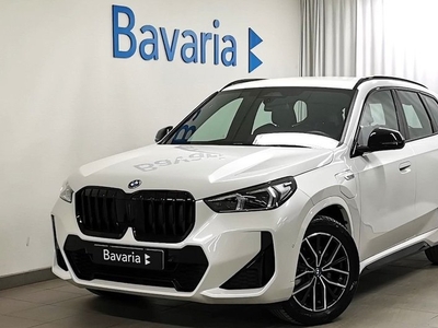 BMW X1xDrive30e M-sport Värmare Premiumpkt Backkamera 2023, SUV