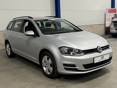 Volkswagen Golf Sportscombi 1.2 TSI DSG / Drag / Backkamera / En brukare /