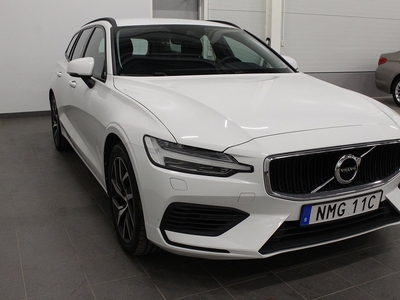 Volvo V60 T8 AWD Geartronic Advanced Edition, Momentum Navi