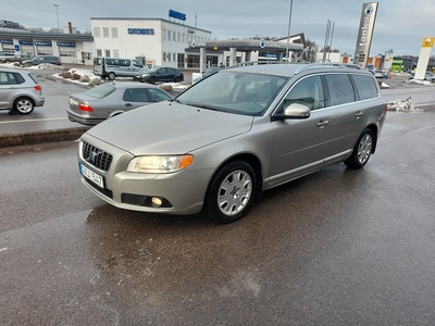 Volvo V70 2.4D Geartronic Summum.Ny bes. s+v.däck.mkt fin