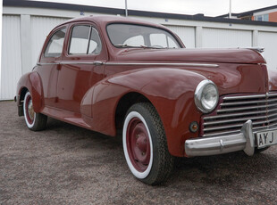 Peugeot 203 1957, Personbil