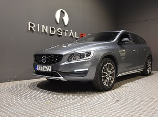 Volvo V60Cross Country D4 AUT AWD SUMMUM VOC NAVI 2017, Kombi