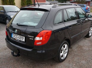 Skoda Fabia Kombi 1.2 TSI Elegance Drag M-Värmare