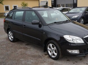 Skoda FabiaKombi 1.2 TSI Elegance Drag M-Värmare 2013, Kombi