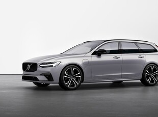 Volvo V90T6 Ultra Dark 2025, Kombi