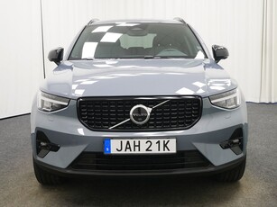 Volvo XC40 B4 FWD Bensin Plus Dark