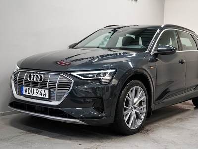 Audi E-Tron 55 quattro 408hk Värme Kamera 4-zon Cockpit 21