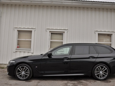 BMW 520 d xDrive M-sport 190HK Touring D-värmare Drag Moms