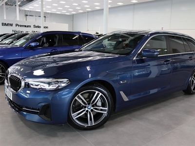 BMW 530e xDrive Navi Adaptiv Farthållare Drag Sportstol HiFi 18