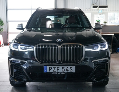 BMW X7 M50d M Sport Moms Pano HUD 7-Sits 400hk