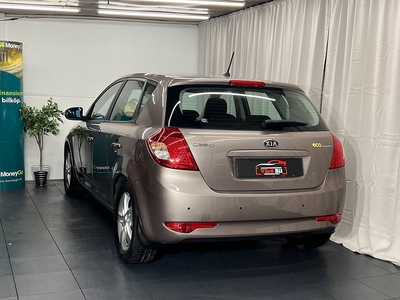 Kia Cee´d 1.6 CVVT, 2 ägare 125hk