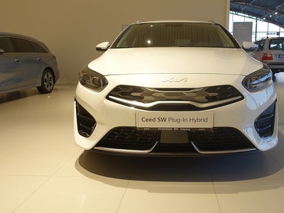 Kia Cee´dCEED SW PHEV Advance Pris 2023, Halvkombi