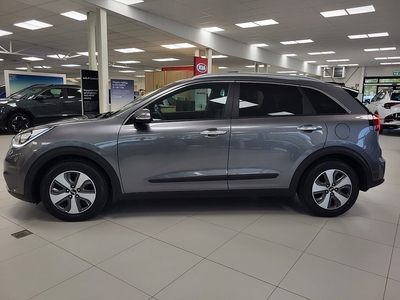 Kia Niro Hybrid Advance Plus 1 | Låg mil | M-Värmare