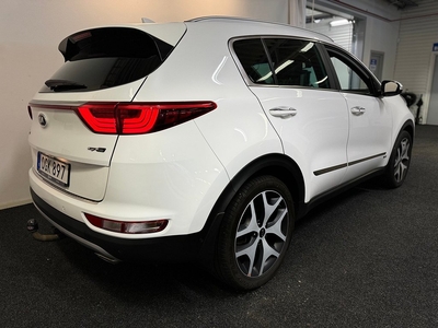 Kia Sportage 2.0 CRDi AWD 184hk GT-Line | Värmare Vhjul Drag