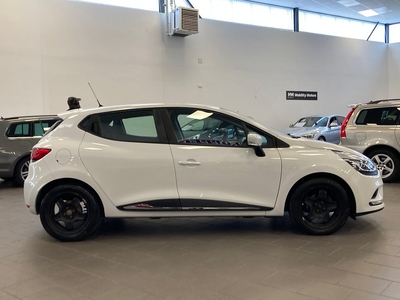 Renault Clio 1.2 Manuell 73hk 2017 Navi P-Sensor