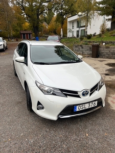 Toyota Auris Touring Sports Hybrid AUTOMAT