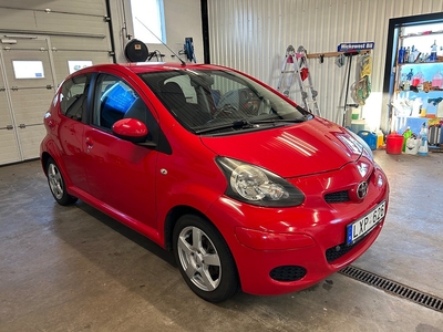 Toyota Aygo 5-dörrar 1.0 VVT-i Manuell, 68hk, 2011