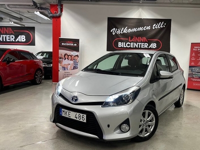 Toyota YarisHybrid e-CVT Motorvärmare Backkamera Bluetooth 2013, Halvkombi