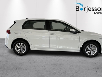 Volkswagen Golf 1.0 TSI 110Hk