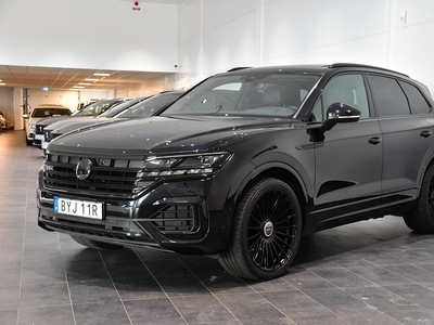 Volkswagen Touareg R-Line UNIK Vossen Comfort Driver Assist