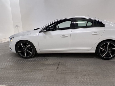 Volvo S60T5 R-Design VOC Navi Värmare 2014, Sedan