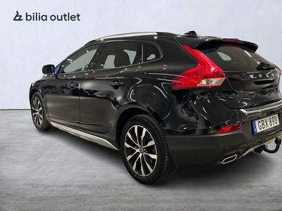 Volvo V40 Cross Country T3 Pro Ed. 152hk Pano Navi Voc Drag