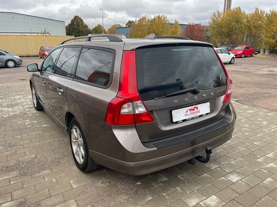 Volvo V70 2.0 Flexifuel 145hk Servad Besiktad M-värmare Drag