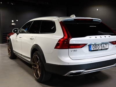 Volvo V90 Cross Country D4 AWD MOMENTUM ADV SE II SKINN 190H