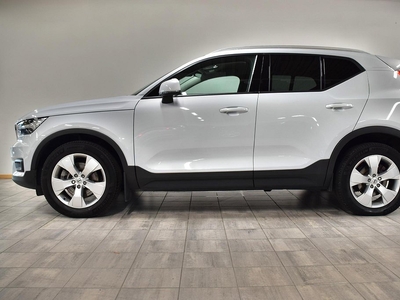 Volvo XC40 B4 AWD Bensin Momentum Advanced SE