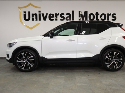 Volvo XC40 D4 190hk AWD R-Design 360 PANO BLIS H/K VOC VÄRM